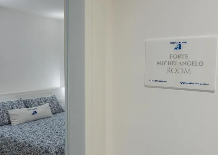 Joseph's House בית הארחה *