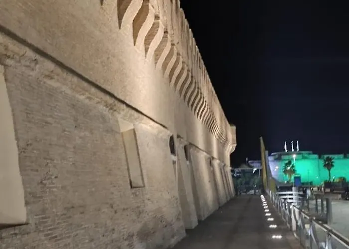 Joseph's House Affittacamere Civitavecchia