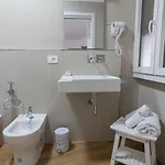 Joseph's House Penzion 3*